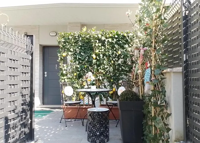 Tiny Green Apartament In - Magliana
